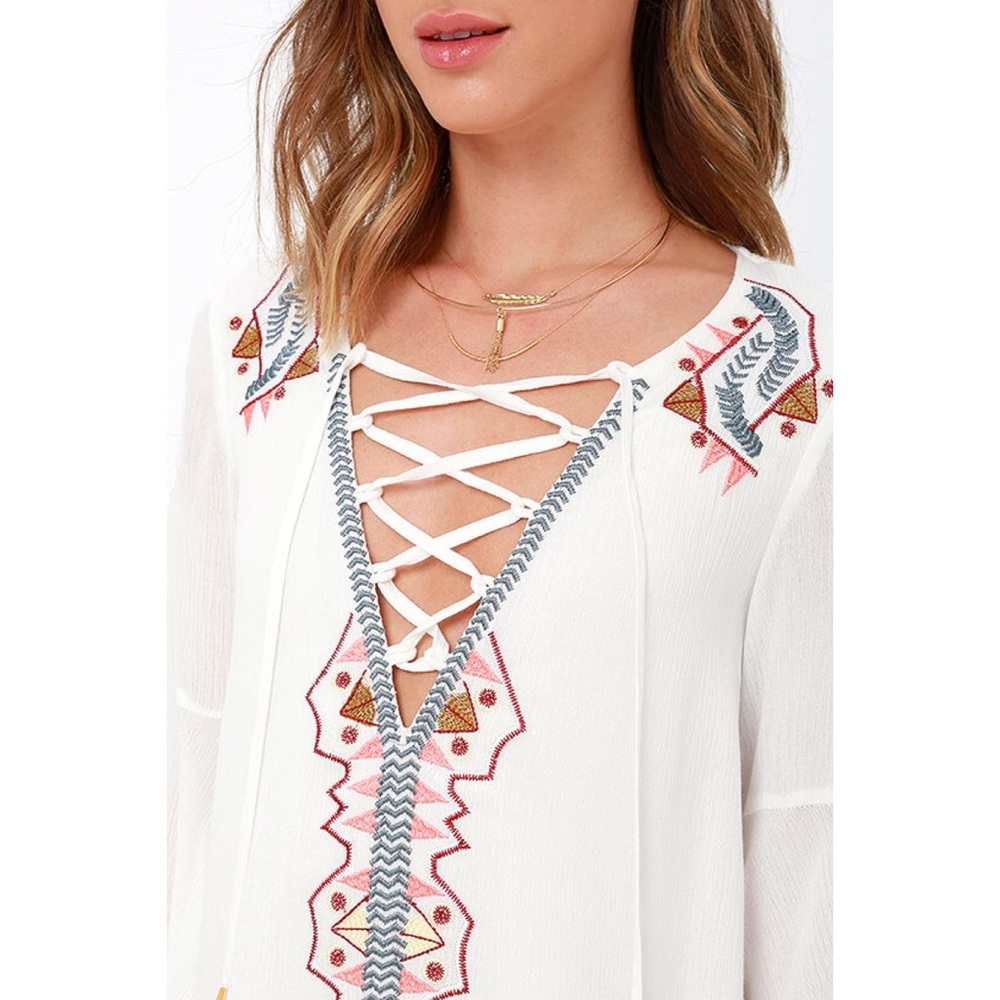 “Bohemian Rhapsody” Embroidered Bell Sleeve Dress - Picture 4 of 12